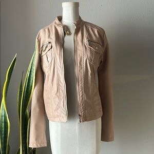 New Look Vegan Leather Moto Jacket Zip-Up Cropped Fall Color Season